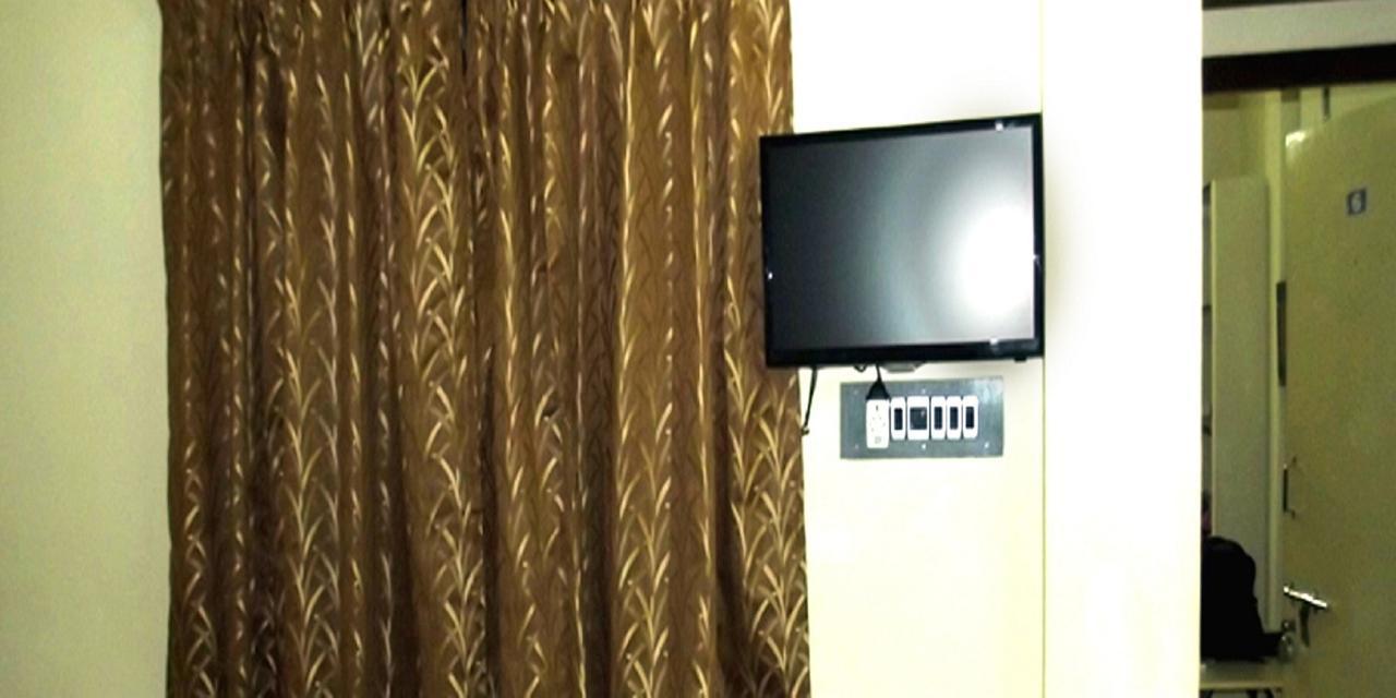 Bssk Comforts Inn Tiruchirappalli Eksteriør billede